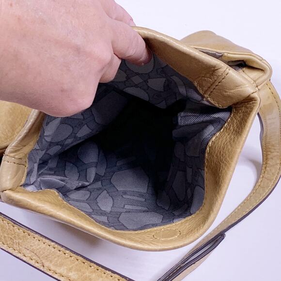 Aimee Kestenberg Leather Crossbody Bag Cream Beige Flap Small 9x6" Boho Tan - Picture 7 of 8